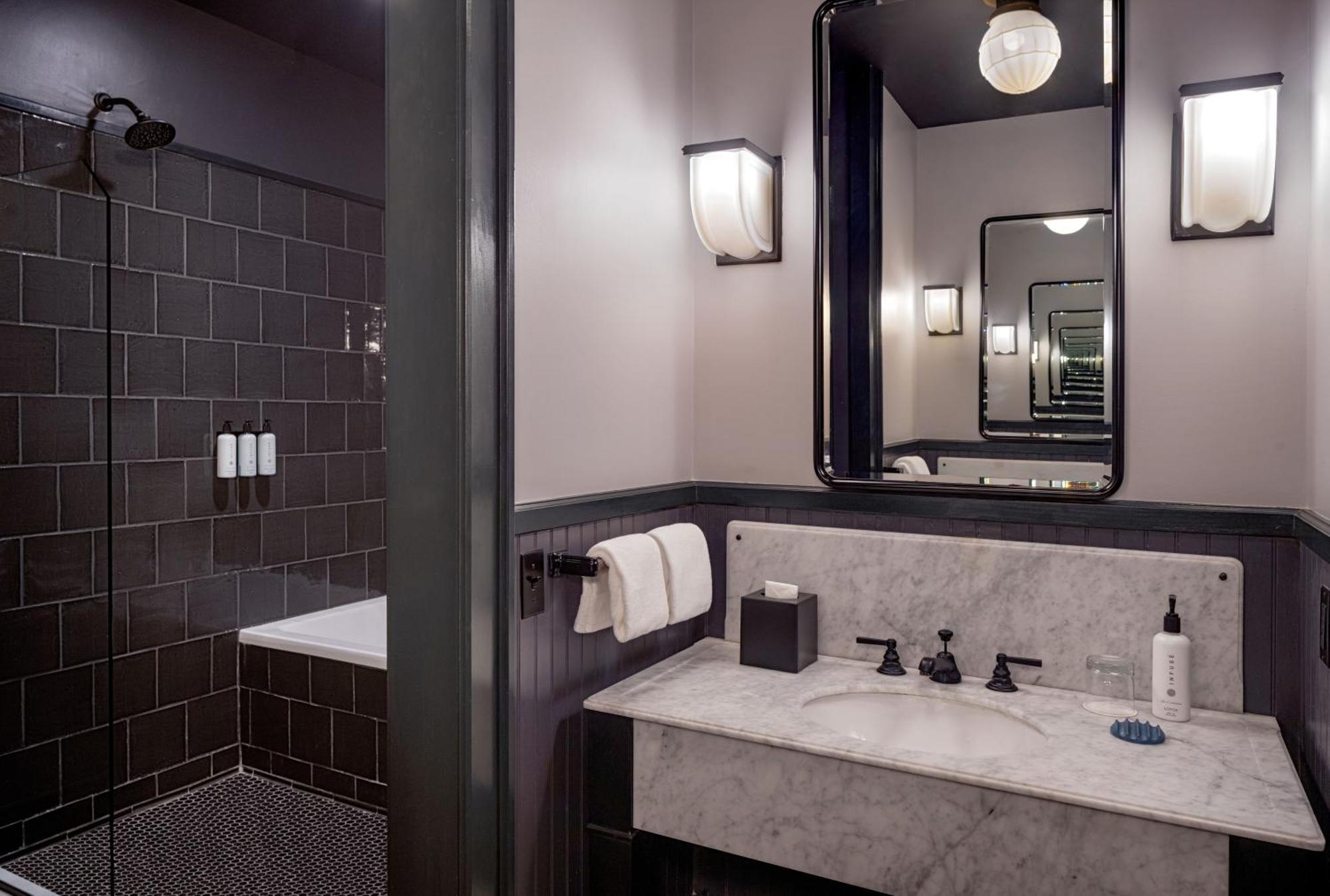 Hotel The Barnett, Part Of Jdv By Hyatt New Orleans Esterno foto